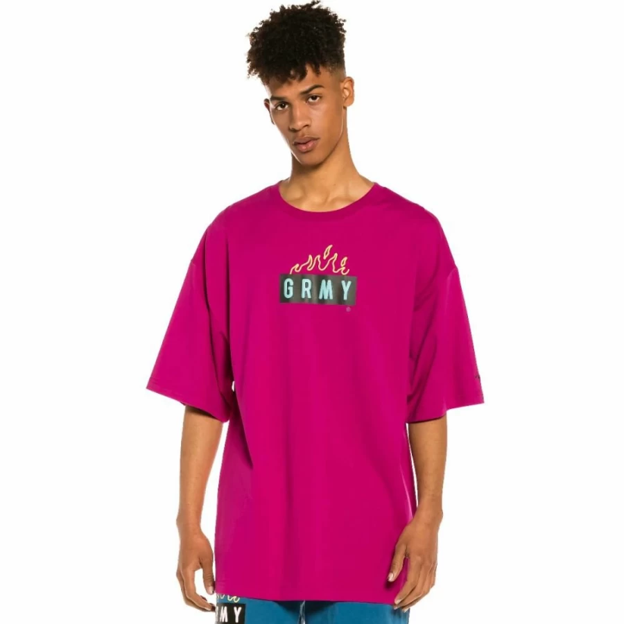 Grimey "Trespass" Fuchsia Camiseta - Women's Summer T-Shirt 2022 Collection